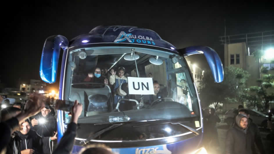 Gazze dünyaya ayna tutuyor