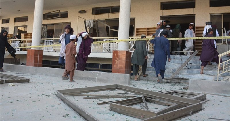 Pakistan'da Cuma namazı sırasında bombalı saldırı düzenlendi