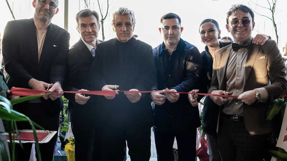 Siz de utanacak yüz, çatlayacak ar damarı mı kalmış!