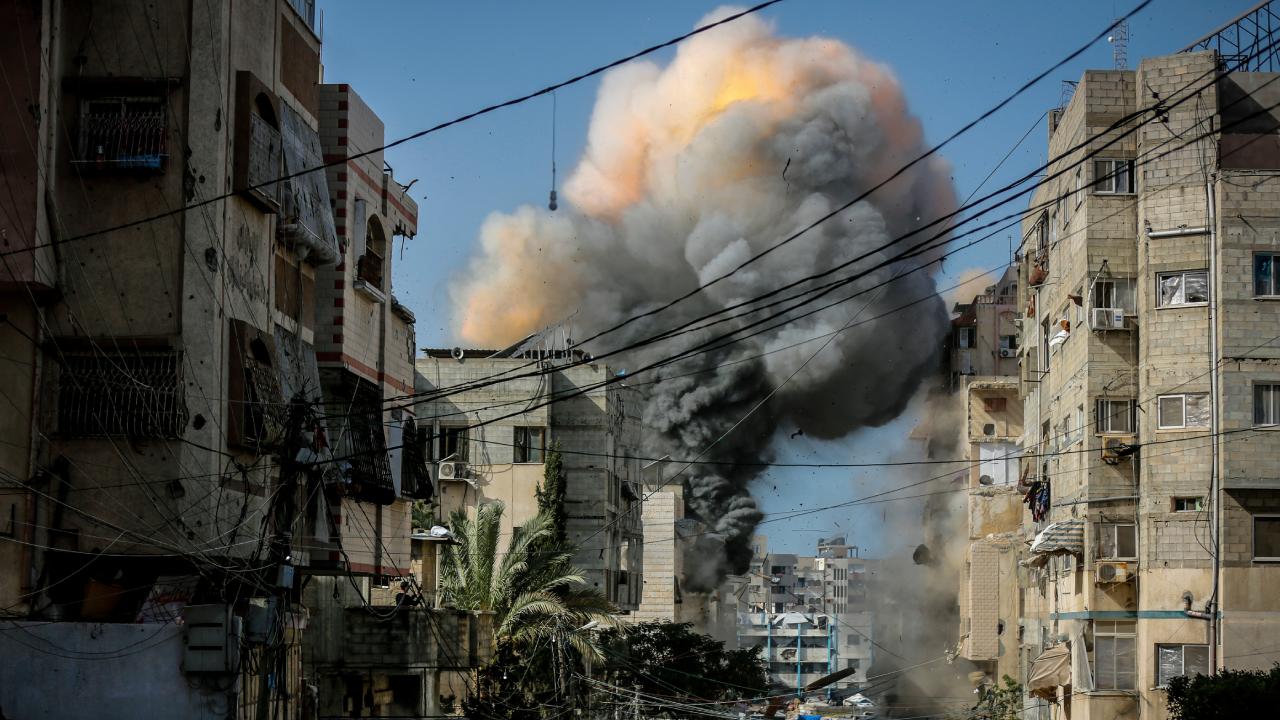 Katil İsrail ateşkese rağmen Gazze'de katliamlarını sürdürüyor