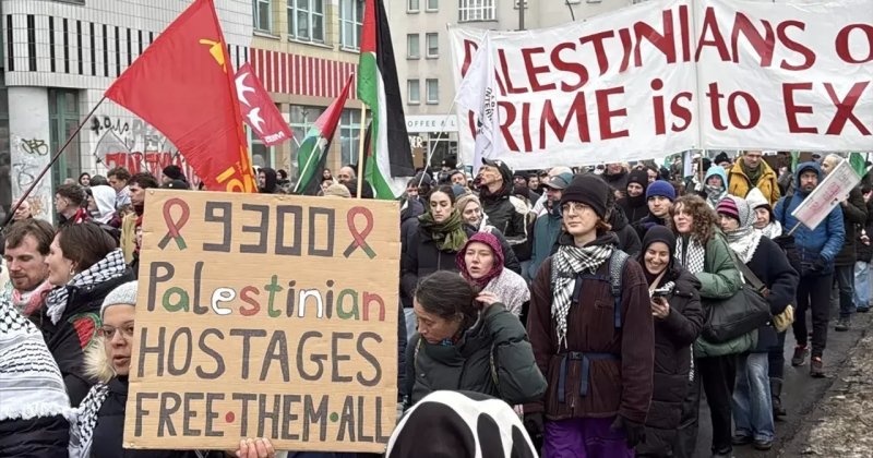 Berlin'de Filistin'e destek yürüyüşü yapıldı