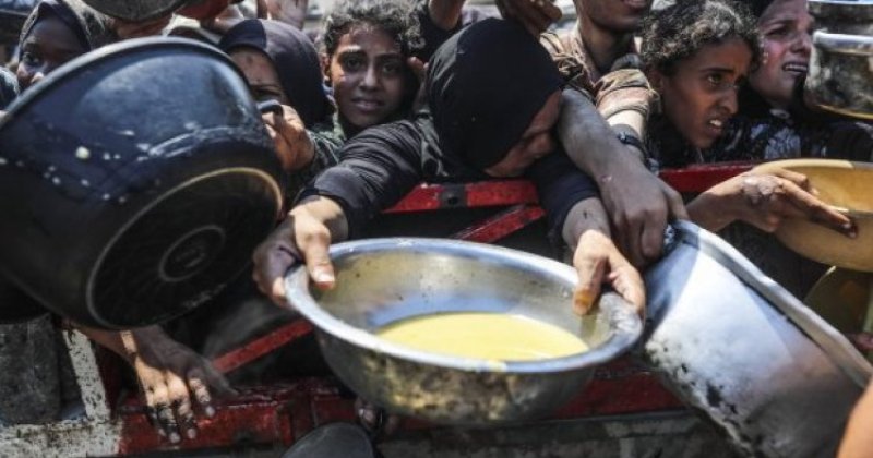 DSÖ: Refah Sınır Kapısı açılmasına rağmen Gazze'ye ulaşan yardımlar çok yetersiz