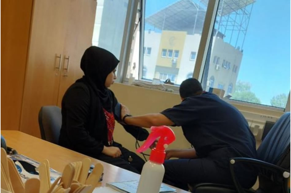 Tahliye için umutsuzca bekleyen 22.000 Gazzeli hastadan biriyim