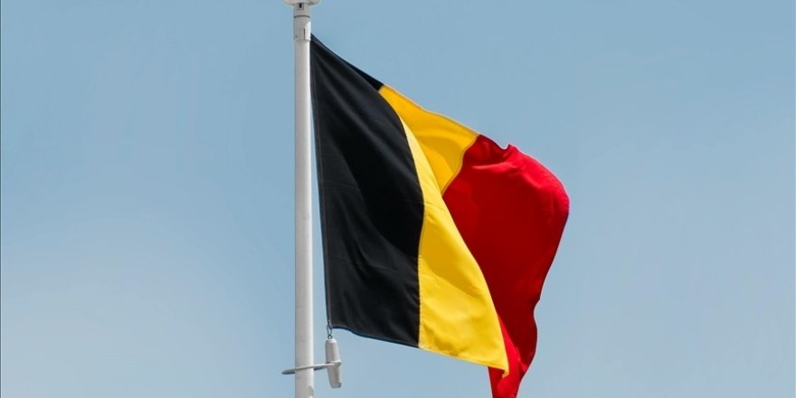 Brüksel'de 600 günü geçen krizin ardından bölgesel hükümet kuruldu