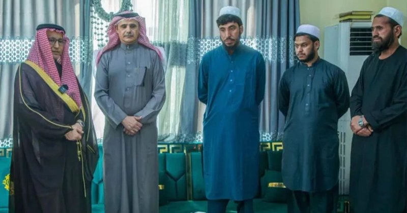 Afganistan, Ramazan öncesi 3 Pakistan askerini serbest bıraktı