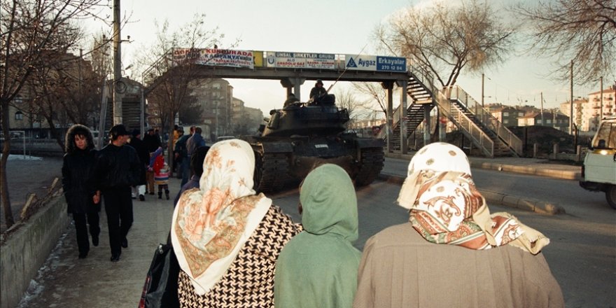 28 Şubat "postmodern darbesi"nin üzerinden 29 yıl geçti