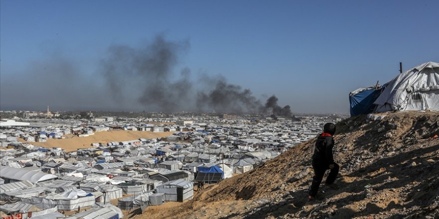 Soykırımcı İsrail bir Gazzeliyi daha katletti