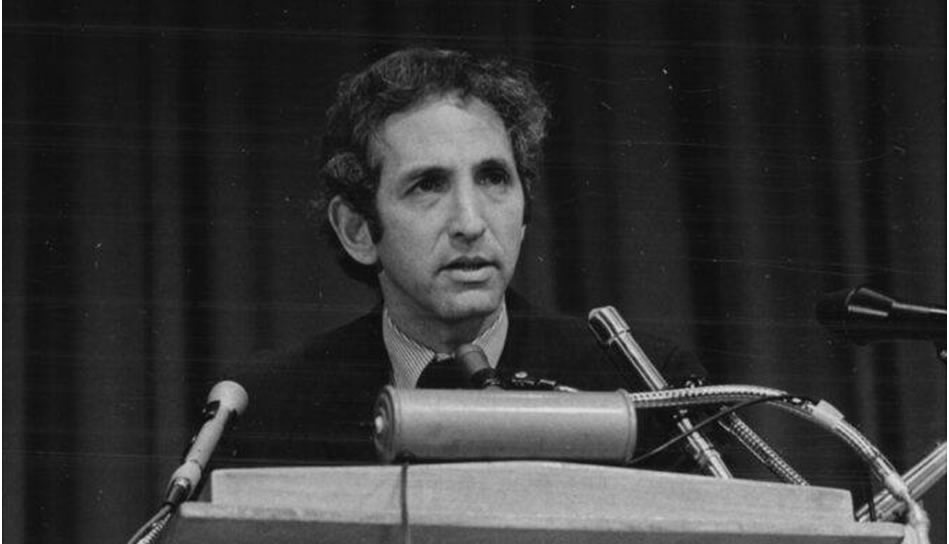 Daniel Ellsberg, İran'a karşı savaş devam ederken bize sesleniyor
