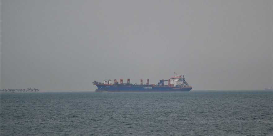 İran'dan Hürmüz'ün kullanımı için İsrail ve ABD büyükelçilerini sınır dışı etme şartı