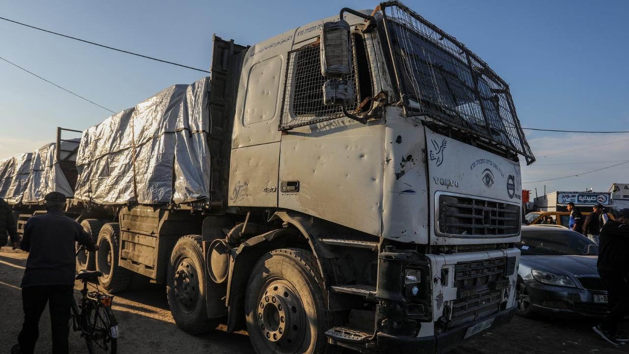 Katil İsrail, Gazze’ye insanı yardım sevkiyatını yüzde 10’a düşürdü