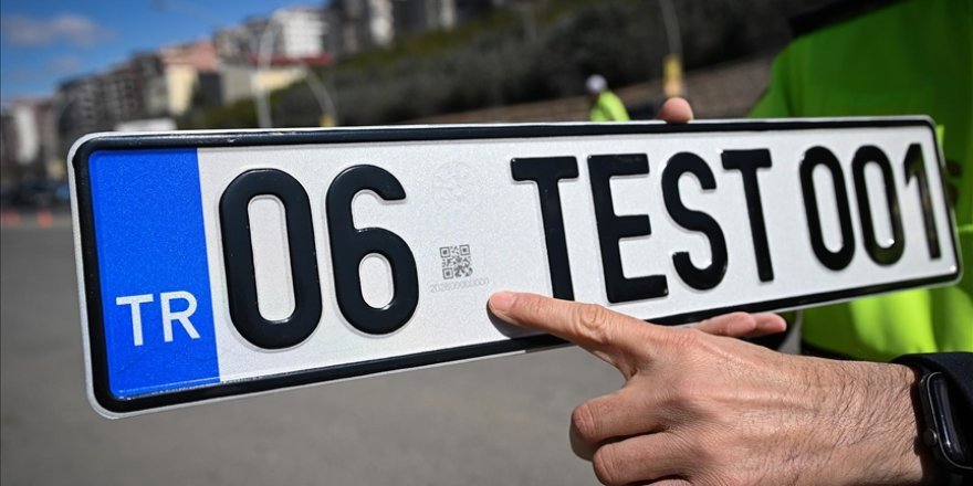 Standart dışı plakalara 27 Şubat'tan itibaren kesilen idari para cezaları iptal edildi