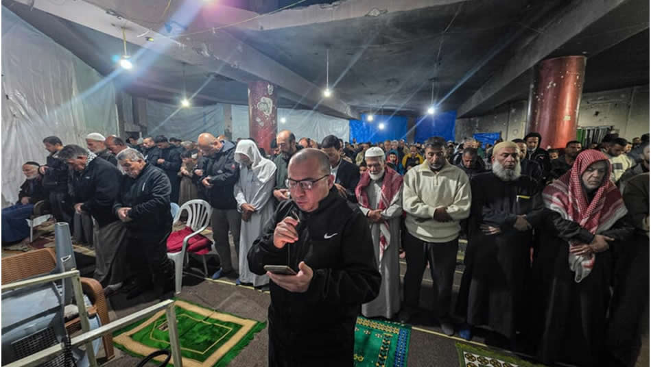 Soykırım gölgesinde geçirilen üçüncü Ramazan, bu ayın ruhunu söndüremedi