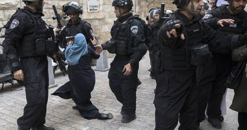 İşgal güçleri Batı Şeria’da çoğu esir eşi 16 kadını gözaltına aldı