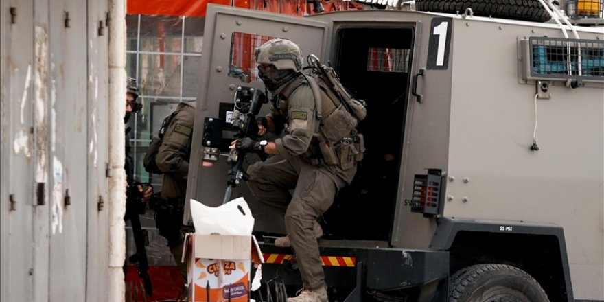 İşgal güçleri, Batı Şeria'da 1 Filistinliyi yaraladı, 15 kişiyi gözaltına aldı