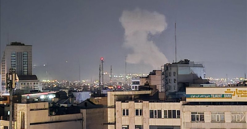 İran'ın başkenti Tahran'da patlamalar meydana geldi