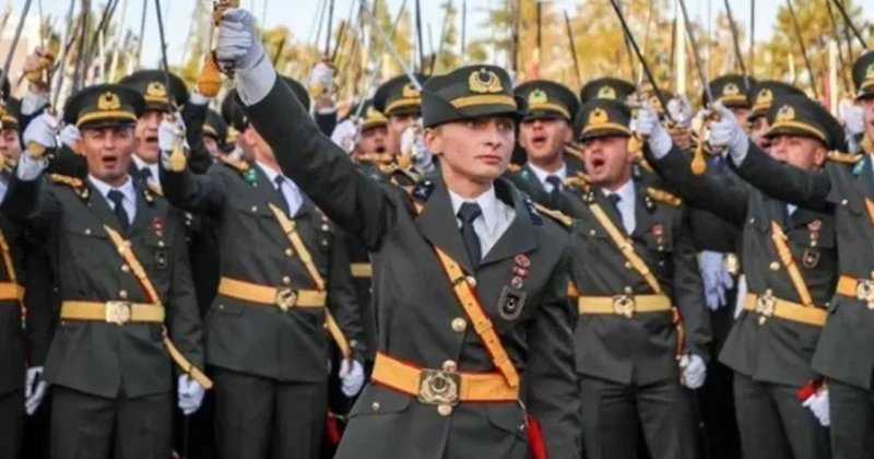 TSK'den ihraç edien Teğmen Ebru Eroğlu'nun iade davasında karar çıktı