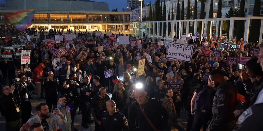 İşgal güçleri, Tel Aviv'de savaş karşıtı protestoya müdahale etti