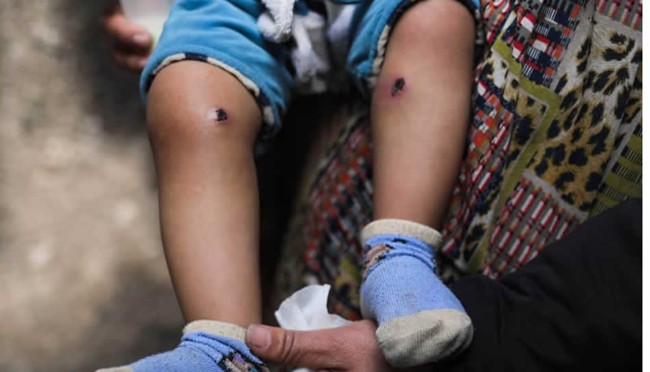 İsrail ordusu, Gazze'de Filistinli bir bebeğe babasının önünde işkence yaptı