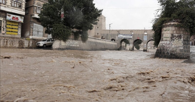 Yemen'in Taiz kentindeki sel felaketinde can kaybı 20'ye yükseldi