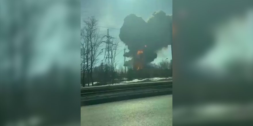 Rusya’nın en büyük petro-kimya tesislerinden Nijnekamskneftehim’de yangın çıktı