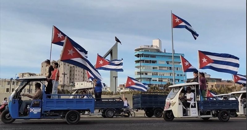 Sokakların sessizliğe büründüğü Küba'da halk ablukaya tepki gösterdi