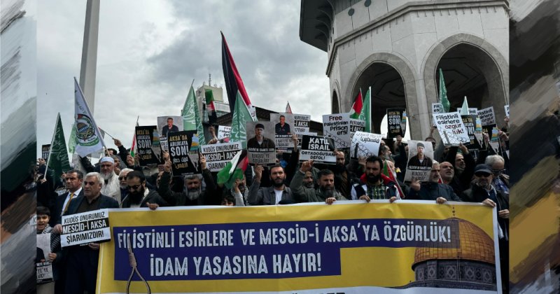 Hamas’ın çağrısıyla tekbirler Taksim’de Filistinli esirler için yükseldi!