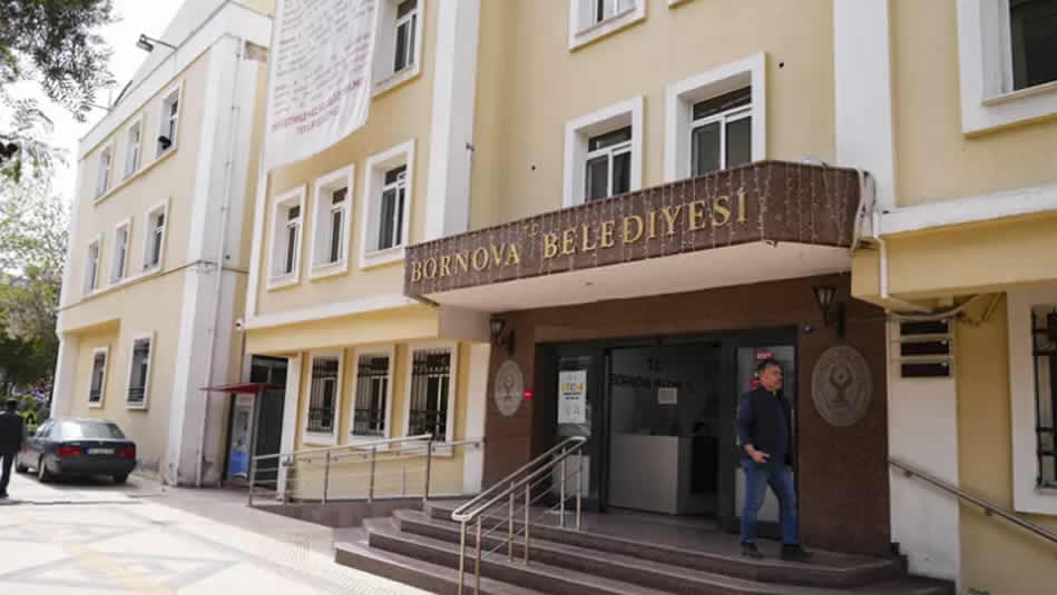 Bornova Belediye Başkanı Ömer Ekşi gözaltına alındı