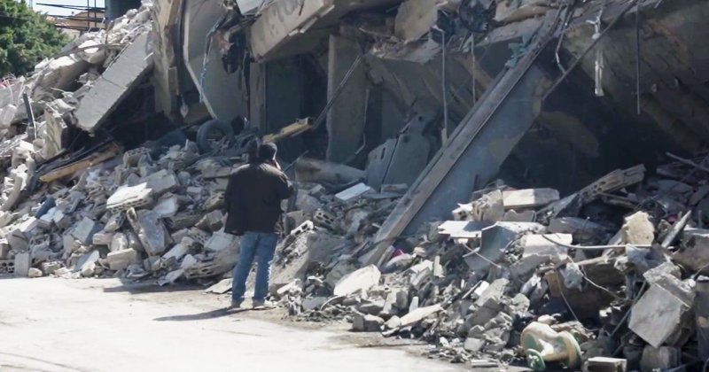 Siyonist İsrail Lübnan'da 248 kadın ve 165 çocuğu katletti