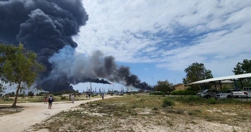 İran: Hasar gören Lavan Petrol Rafinerisi 2 ayda eski kapasitesinin yüzde 80'ine ulaşacak