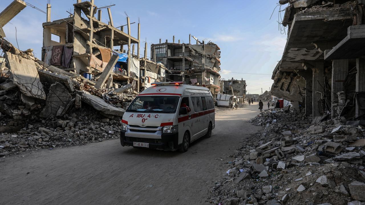 Katil İsrail, kızını okuldan alan babayı başından vurarak katletti