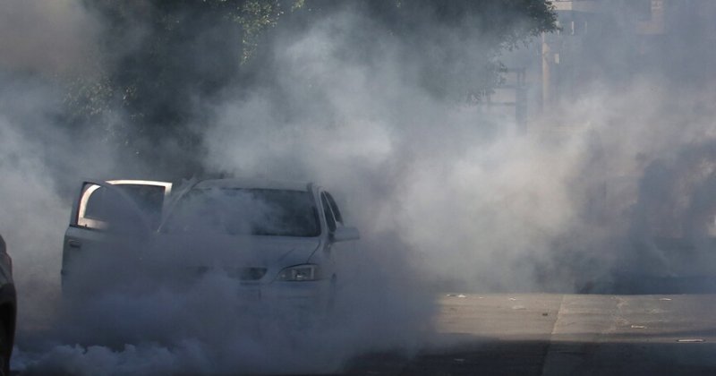 İşgal askerleri Batı Şeria'da okula giden Filistinli öğrencilere ses ve gaz bombası attı