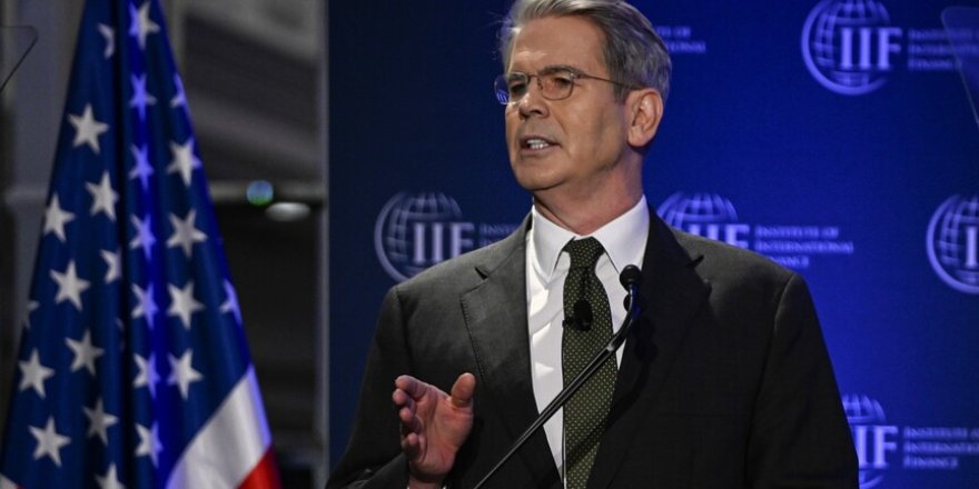 ABD Hazine Bakanı Bessent'ten İran petrolü alanlara "ikincil yaptırım" uyarısı