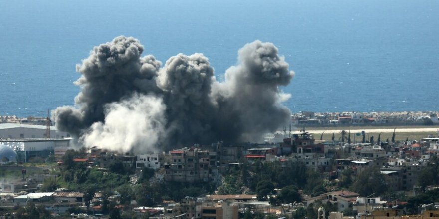 İsrail ile Lübnan arasındaki ateşkes yürürlüğe girdi