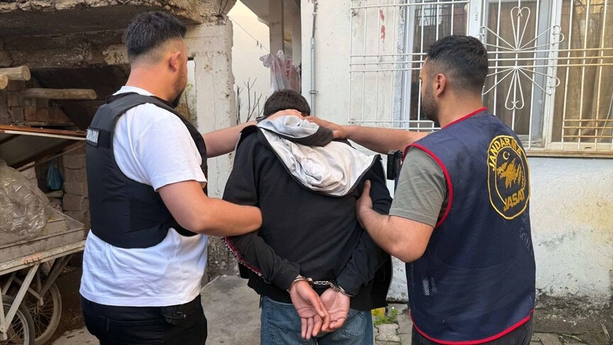 MİT'ten siber suç şebekesine yönelik operasyon: 12 gözaltı