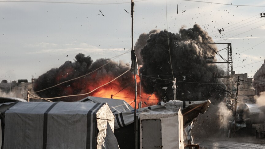 İsrail'in Gazze'de su arıtma istasyonuna düzenlediği saldırıda 2 kardeş yaşamını yitirdi
