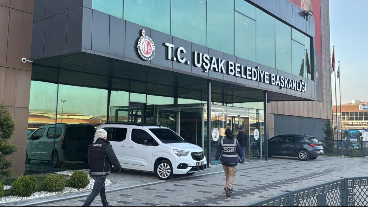 Uşak Belediyesi'ne 2. dalga operasyon: 25 gözaltı