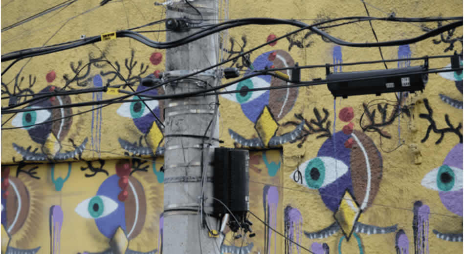 Büyük birader ve İsrail savunuculuk makinesi