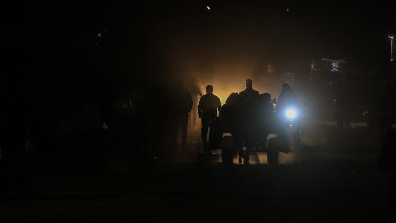 Katil İsrail Gazze’ye düzenlediği saldırıda 3’ü çocuk 5 Filistinli katletti