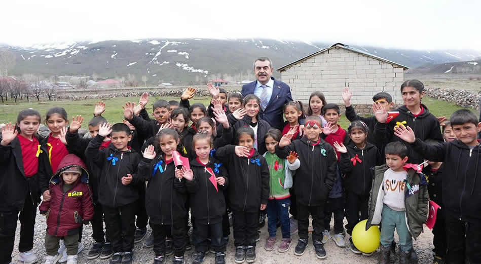 STK'lardan Yusuf Tekin'e destek açıklaması