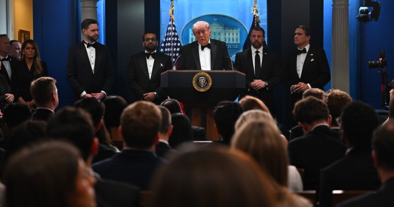 Trump'ın katıldığı basın yemeğine silahlı saldırı yapıldı