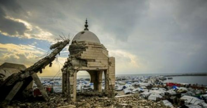 Gazze'de barışın gelmesini beklemekle geçen sonsuz bir labirentin içinde sıkışıp kaldık