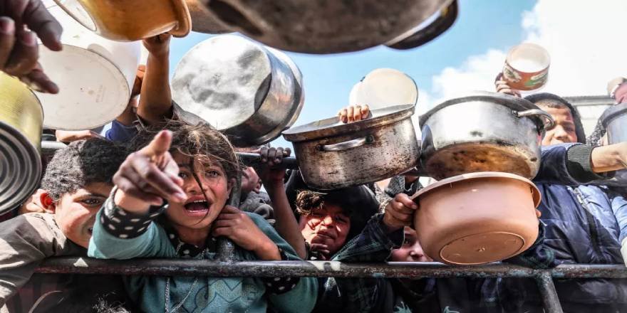 İsrail asıllı Amerikalı profesör Bartov: Gazze’de yaşananlar soykırım tanımına uyuyor