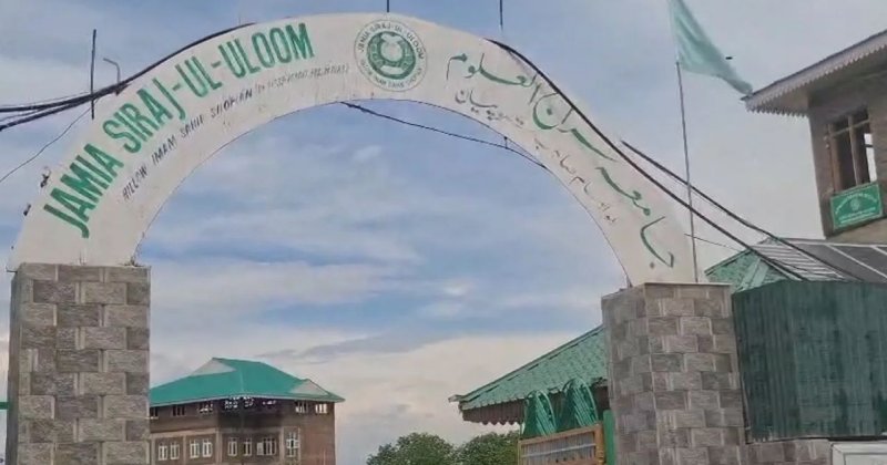 Hint işgal yönetimi Keşmir'deki en büyük medreselerden birini kapattı