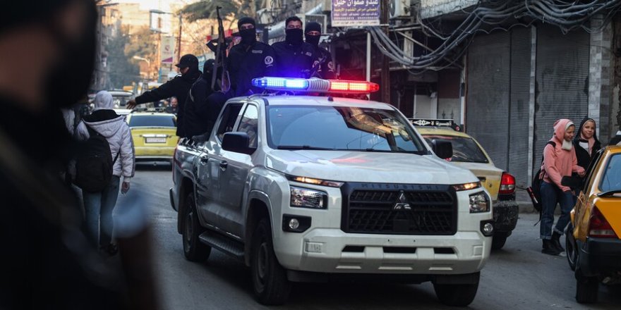 Esed’in suç ortaklarına rahat yok!