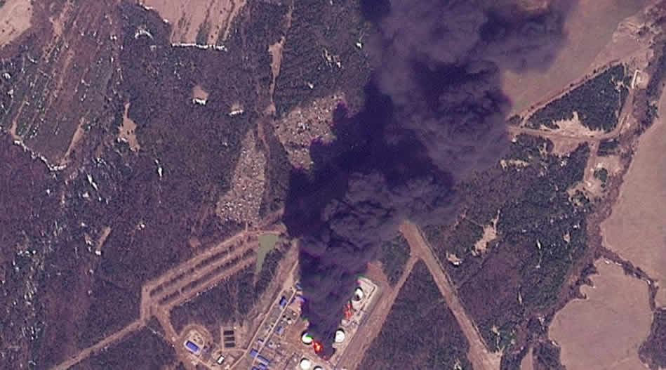 Ukrayna 1500 kilometre mesafedeki Rus petrol tesisine vurdu