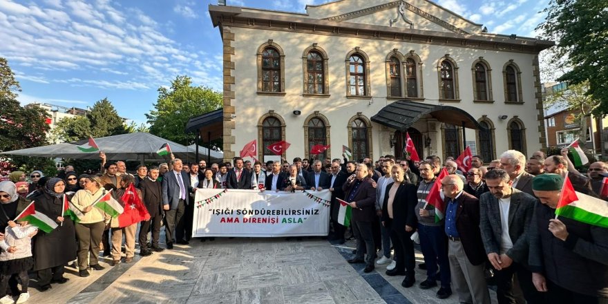 Sumud Filosuna müdahale eden korsan İsrail Kocaeli’de protesto edildi