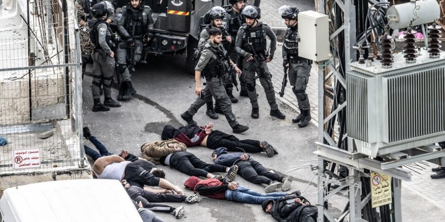 Kudüs’te İsrail'in Filistinlilere yönelik ihlalleri sürerken, yaralama, gözaltı ve uzaklaştırmalar arttı