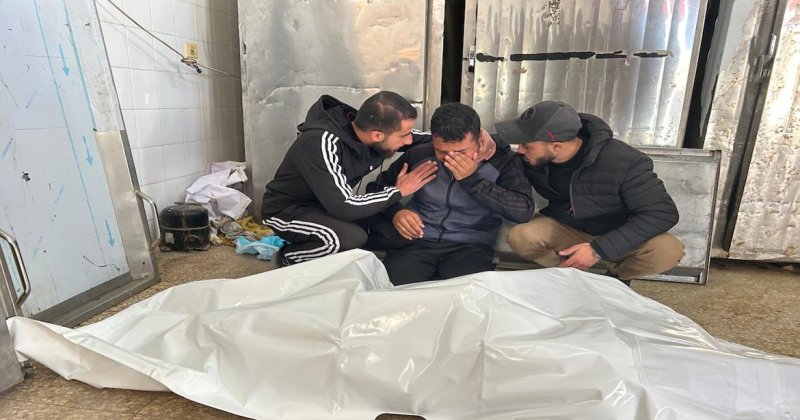 Biri Gazze Şeridi’nin kuzey diğeri orta kesiminde iki kişi şehit edildi