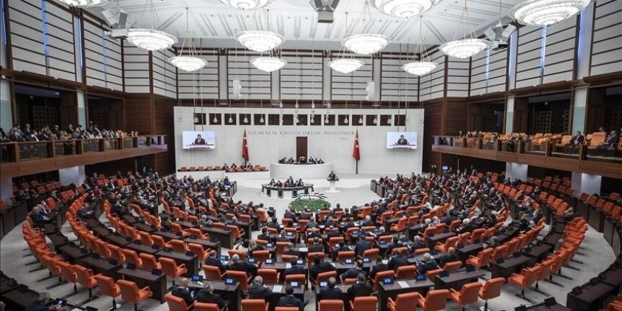 Fahiş site aidatlarına yönelik düzenlemeleri de içeren kanun teklifi yasalaştı