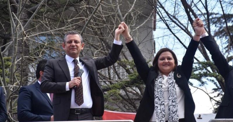 Mülteci düşmanlığından Ak Parti saflarına uzanan savrulma